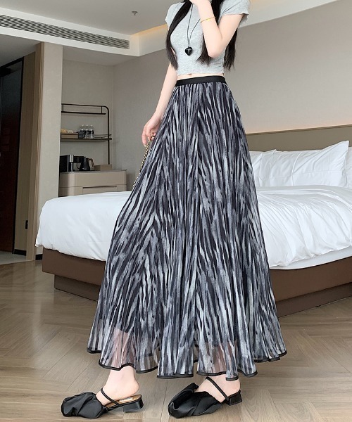 AMAJI（アマジ）の「ハイウエスト チュールスカート リバーシブル ミモレ丈 フレアシルエット ウエストゴム（スカート・レディース・ベージュ/パープル/ピンク/ブラック・X-LARGE/LARGE/MEDIUM/SMALL）」の8枚目の写真