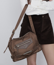RAIMENT（レイメント）の「Side Belt Stud Brick Bag_Brown（ショルダーバッグ）」