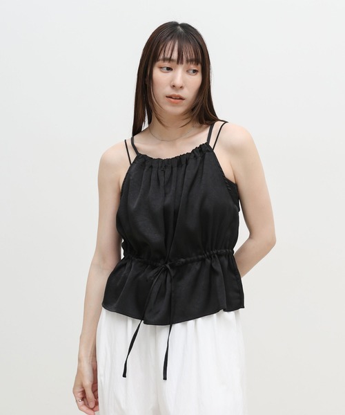 select MOCA(セレクトモカ)の「ウエストドロストサテンギャザーキャミ(キャミソール・レディース・オフホワイト/ブラック/カーキ・FREE)」の11枚目の写真