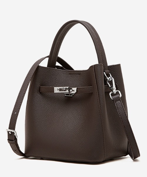 NiiNa(ニーナ)の「【 NiiNa / ニーナ 】高品質牛革2WAYミニバケットショルダーバッグ(ショルダーバッグ・レディース・ブラウン/ダークブラウン/ブラック/グレイッシュベージュ・FREE)」の15枚目の写真