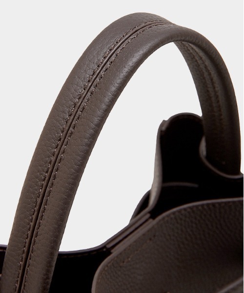 NiiNa(ニーナ)の「【 NiiNa / ニーナ 】高品質牛革2WAYミニバケットショルダーバッグ(ショルダーバッグ・レディース・ブラウン/ダークブラウン/ブラック/グレイッシュベージュ・FREE)」の20枚目の写真