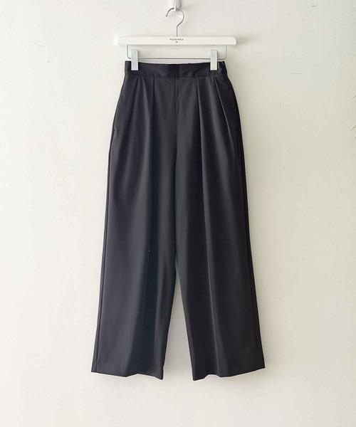 PICCIN PERLA(ピッチンペルラ)の「【セットアップ可能】ツータックワイドパンツ(その他パンツ・レディース・ブラック・M/S)」の3枚目の写真