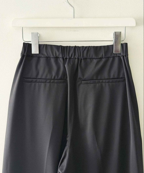 PICCIN PERLA(ピッチンペルラ)の「【セットアップ可能】ツータックワイドパンツ(その他パンツ・レディース・ブラック・M/S)」の6枚目の写真