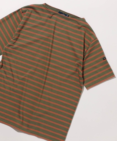 BEAMS F(ビームスエフ)の「SAINT JAMES / PIRIAC コットン ボートネック ボーダー Tシャツ(Tシャツ/カットソー・メンズ・オリーブ/ホワイト系その他3/チャコールグレー・5/6/4)」の1枚目の写真