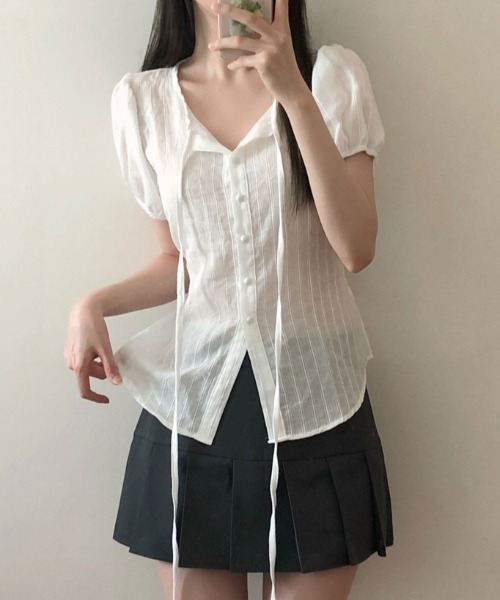 FAVORITO（ファヴォリート）の「ノーカラーブラウス（シャツ/ブラウス・レディース・ホワイト/ブラック・F）」の9枚目の写真