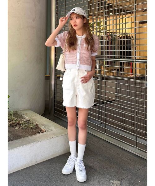 CALNAMUR（カルナムール）の「デニムショートパンツ（デニムパンツ・レディース・ブルー/ホワイト・SMALL/MEDIUM）」の11枚目の写真