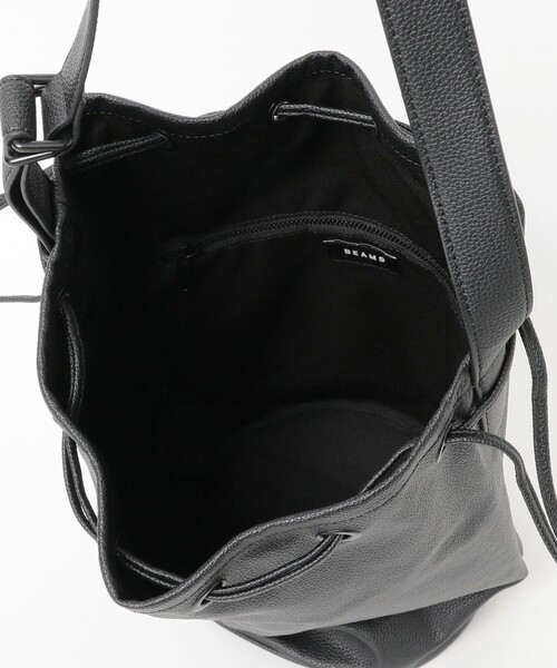 BEAMS(ビームス)の「ドローストリング バッグ(トートバッグ・メンズ・ブラック/ブラウン・ONE SIZE)」の4枚目の写真