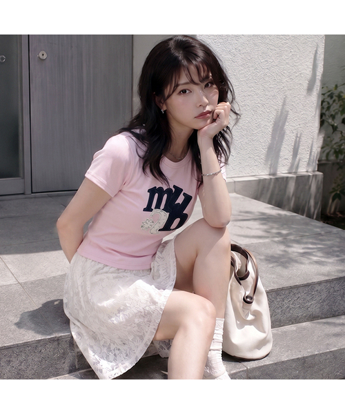 muahmuah（ムーアムーア）の「Aフラワーアップリケパッチ半袖Tシャツ [4色]（Tシャツ/カットソー・レディース・ホワイト/グレー/ピンク/ブラック・FREE）」の4枚目の写真