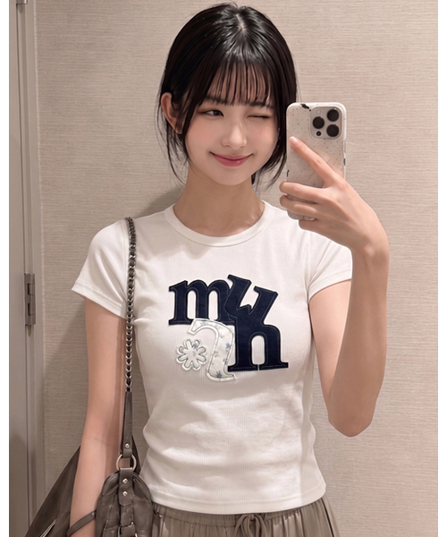 muahmuah（ムーアムーア）の「Aフラワーアップリケパッチ半袖Tシャツ [4色]（Tシャツ/カットソー・レディース・ホワイト/グレー/ピンク/ブラック・FREE）」の8枚目の写真