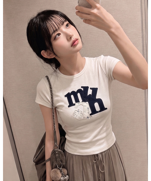 muahmuah（ムーアムーア）の「Aフラワーアップリケパッチ半袖Tシャツ [4色]（Tシャツ/カットソー・レディース・ホワイト/グレー/ピンク/ブラック・FREE）」の10枚目の写真