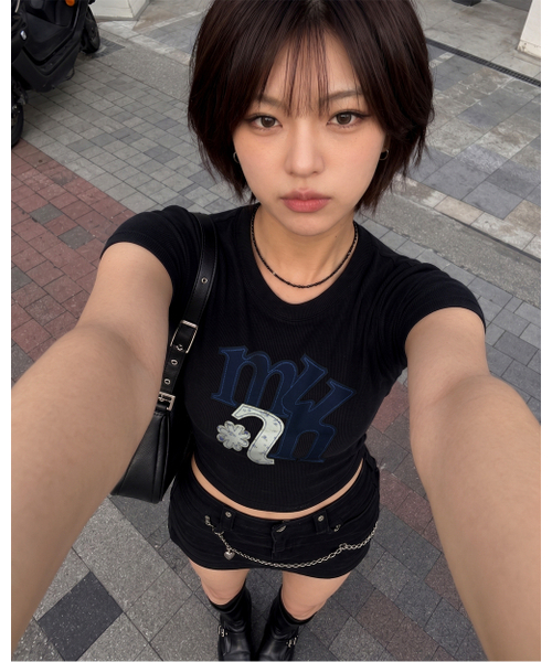 muahmuah（ムーアムーア）の「Aフラワーアップリケパッチ半袖Tシャツ [4色]（Tシャツ/カットソー・レディース・ホワイト/グレー/ピンク/ブラック・FREE）」の20枚目の写真