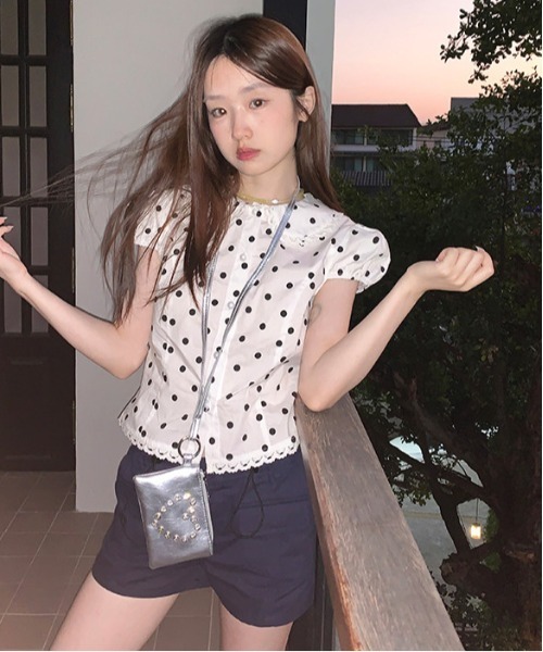 gossip!ロサンゼルス(ゴシップロサンゼルス)の「【Y2Kガーリー】 ドット柄レース襟パフスリーブブラウス(Tシャツ/カットソー・レディース・ドット・M)」の16枚目の写真