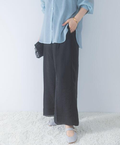 URBAN RESEARCH ROSSO WOMEN(アーバンリサーチ ロッソ)の「ベルテッドシアーパンツ(その他パンツ・レディース・オフホワイト/ブラック・36/38)」の1枚目の写真