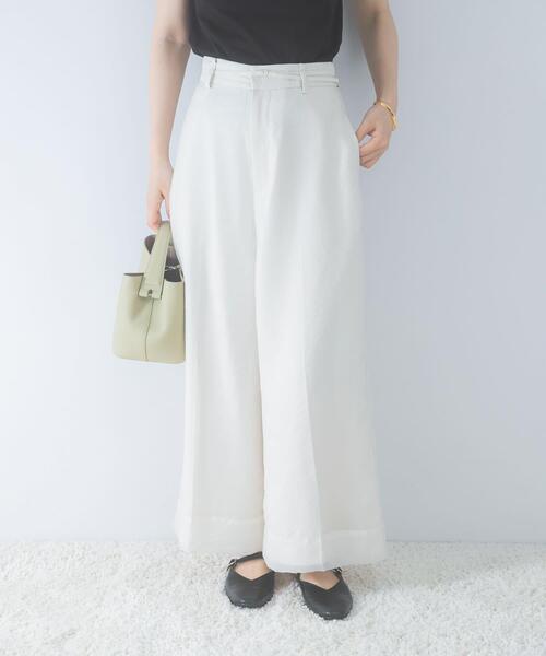 URBAN RESEARCH ROSSO WOMEN(アーバンリサーチ ロッソ)の「ベルテッドシアーパンツ(その他パンツ・レディース・オフホワイト/ブラック・36/38)」の19枚目の写真