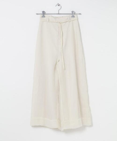 URBAN RESEARCH ROSSO WOMEN(アーバンリサーチ ロッソ)の「ベルテッドシアーパンツ(その他パンツ・レディース・オフホワイト/ブラック・36/38)」の3枚目の写真