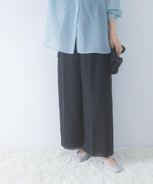 URBAN RESEARCH ROSSO WOMEN(アーバンリサーチ ロッソ)の「ベルテッドシアーパンツ(その他パンツ・レディース・オフホワイト/ブラック・36/38)」の16枚目の写真