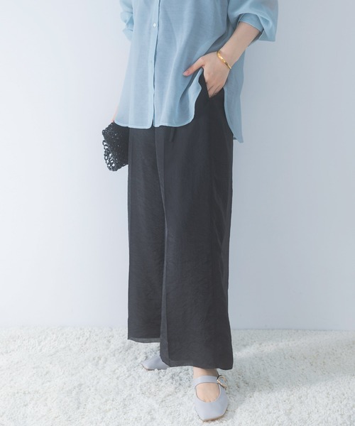 URBAN RESEARCH ROSSO WOMEN(アーバンリサーチ ロッソ)の「ベルテッドシアーパンツ(その他パンツ・レディース・オフホワイト/ブラック・36/38)」の1枚目の写真