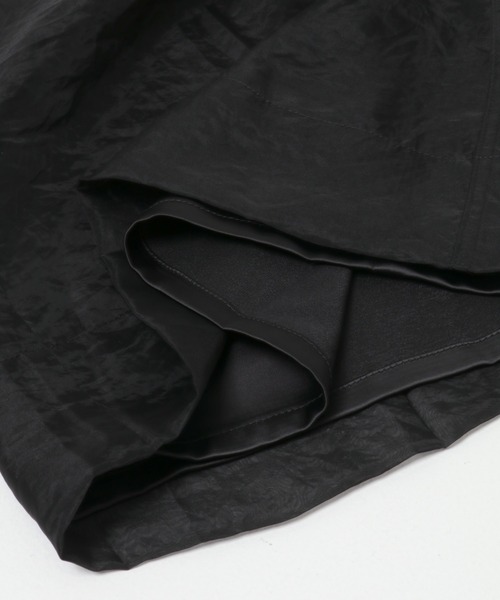 URBAN RESEARCH ROSSO WOMEN(アーバンリサーチ ロッソ)の「ベルテッドシアーパンツ(その他パンツ・レディース・オフホワイト/ブラック・36/38)」の4枚目の写真