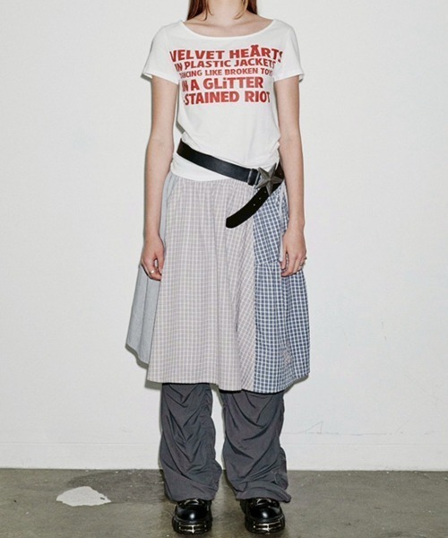 runningHIGH(ランニングハイ)の「【runningHIGH】LETTERING SLIM H/S TEE / 【ランニングハイ】レタリングスリム半袖Tシャツ(Tシャツ/カットソー・レディース・グリーン/ネイビー/ホワイト/ブラック/ライトブルー/ミント・ONE SIZE)」の12枚目の写真
