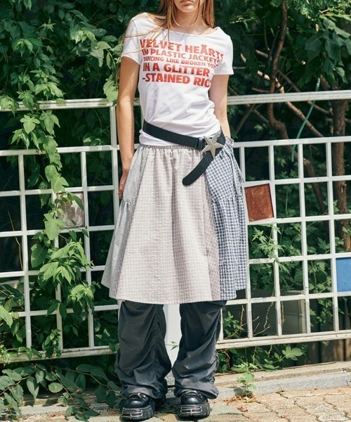 runningHIGH(ランニングハイ)の「【runningHIGH】LETTERING SLIM H/S TEE / 【ランニングハイ】レタリングスリム半袖Tシャツ(Tシャツ/カットソー・レディース・グリーン/ネイビー/ホワイト/ブラック/ライトブルー/ミント・ONE SIZE)」の11枚目の写真