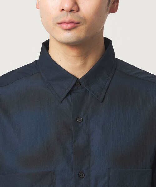 green label relaxing(グリーンレーベルリラクシング)の「<Phospho Graphica>スプラッシュ パターン レギュラーカラー 半袖シャツ(シャツ/ブラウス・メンズ・ライトグレー/ネイビー/ダークグレー・L/S/M)」の21枚目の写真