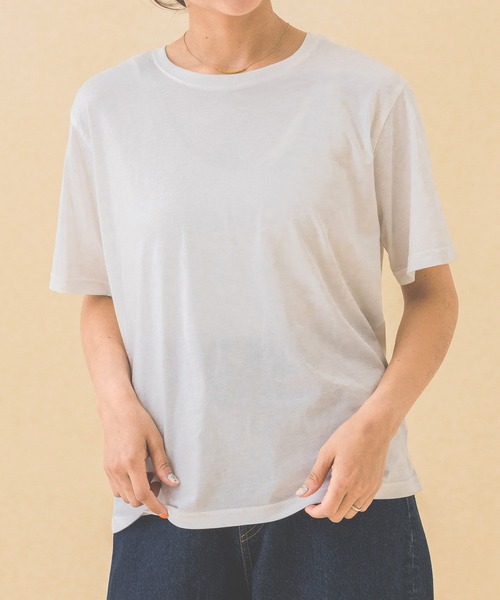 HEART MARKET（ハートマーケット）の「さらっとやわらかT（Tシャツ/カットソー・レディース・ナチュラル/グレイッシュベージュ/ブラック系/ホワイト/ブラック/カーキ/ネイビー/チャコール/イエロー・MEDIUM/LARGE/LL）」の16枚目の写真