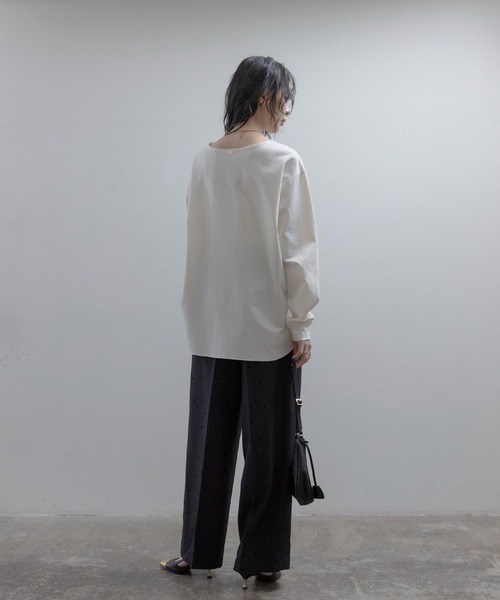 Eimee Law(エイミーロウ)の「エンブロ ロゴジョーゼットプルオーバー(Tシャツ/カットソー・レディース・ブラック/アイボリー/ライトブラウン・FREE)」の13枚目の写真