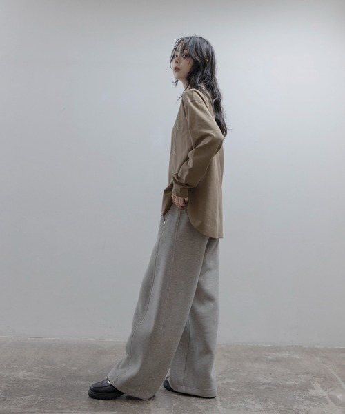 Eimee Law(エイミーロウ)の「エンブロ ロゴジョーゼットプルオーバー(Tシャツ/カットソー・レディース・ブラック/アイボリー/ライトブラウン・FREE)」の5枚目の写真
