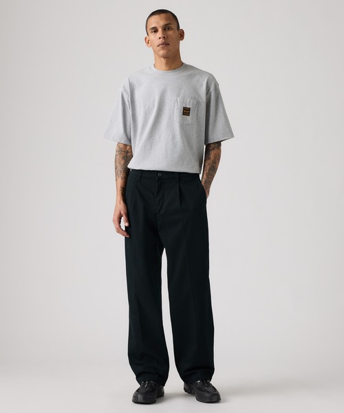 Levi's(リーバイス)の「Levi's/リーバイス WORKWEAR ルーズ プリーツ ワークチノ(チノパンツ・メンズ・ブラック・34inch/28inch/30inch/32inch)」の2枚目の写真
