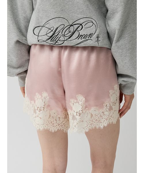 LILY BROWN(リリーブラウン)の「レーストリムサテンショートパンツ(その他パンツ・レディース・ピンク/ネイビー/アイボリー・F)」の14枚目の写真