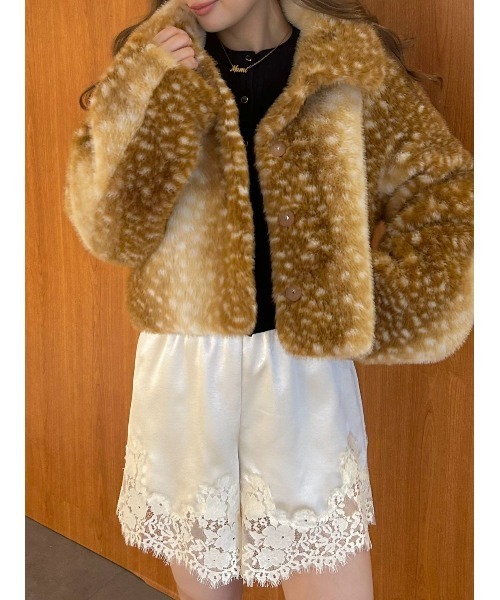 LILY BROWN(リリーブラウン)の「レーストリムサテンショートパンツ(その他パンツ・レディース・ピンク/ネイビー/アイボリー・F)」の7枚目の写真