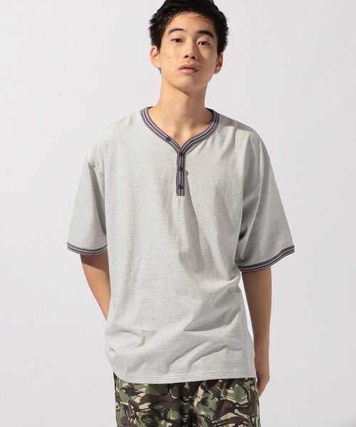 niko and...(ニコアンド)の「冷感ボーダーヘンリーネックTシャツ(Tシャツ/カットソー・メンズ・オフホワイト/ピンク/チャコール・MEDIUM/LARGE)」の11枚目の写真