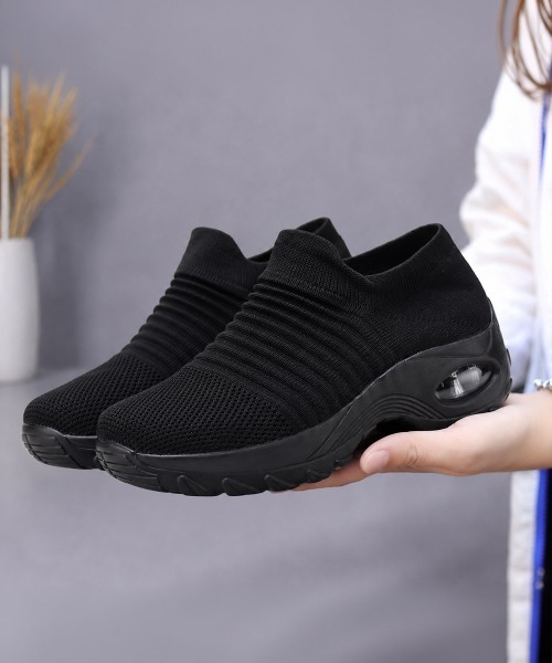 Miniministore（ミニミニストア）の「ローカットスニーカー軽量ニットスリッポン（スニーカー・レディース・ブラック/モカ/ホワイト×ブラック/ホワイト/ネイビー/ブラック×グレー・23.0cm/24.0cm/23.5cm/22.5cm/24.5cm）」の21枚目の写真
