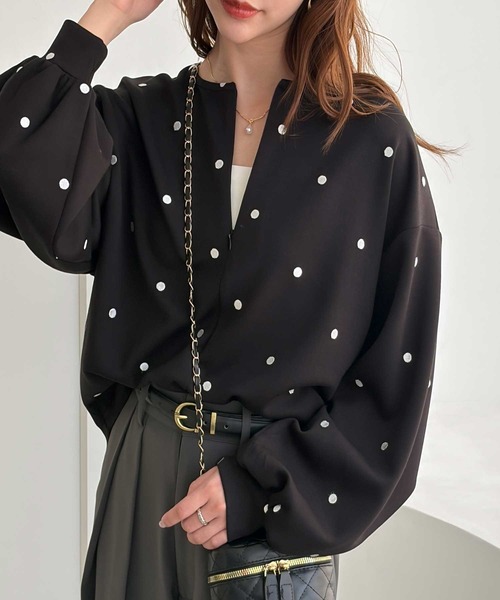 GeeRA(ジーラ)の「ドット刺繍ハーフジップダンボールトップス(Tシャツ/カットソー・レディース・杢グレー/ブラック・X-LARGE/LARGE/MEDIUM)」の4枚目の写真