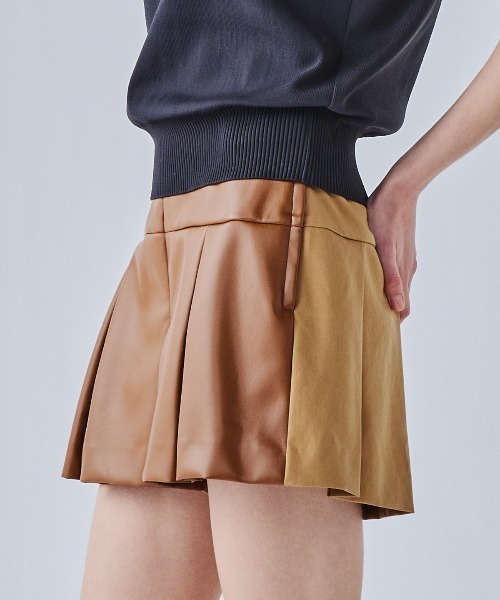 archivio（アルチビオ）の「＜LADIES>異素材切替撥水ショートパンツ（その他パンツ・レディース・レッド/ブラック/ブラウン/ホワイト・S/M/L）」の14枚目の写真