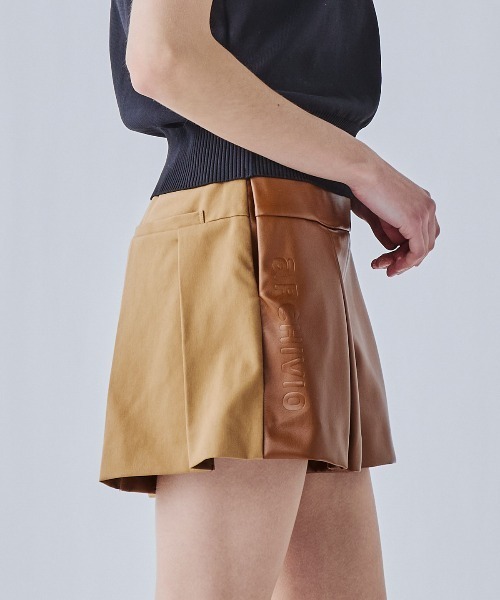 archivio（アルチビオ）の「＜LADIES>異素材切替撥水ショートパンツ（その他パンツ・レディース・レッド/ブラック/ブラウン/ホワイト・S/M/L）」の16枚目の写真