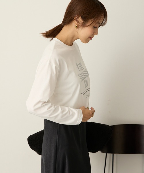 Aunely(オーネリー)の「【Aunely】アーバンニュアンス アソートグラフィック フォト長袖Tシャツ<YOSOOIシリーズ>(Tシャツ/カットソー・レディース・ホワイト系/ホワイト系2/ホワイト系3/グレー系2/グレー系/グレー系3/ブラウン系・M/L)」の15枚目の写真