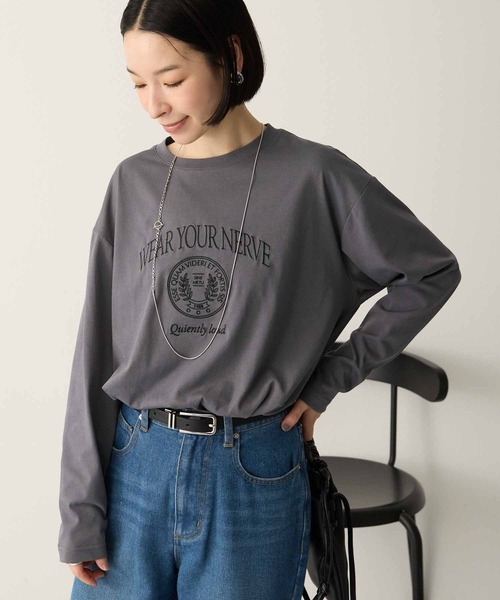 Aunely(オーネリー)の「【Aunely】アーバンニュアンス アソートグラフィック フォト長袖Tシャツ<YOSOOIシリーズ>(Tシャツ/カットソー・レディース・ホワイト系/ホワイト系2/ホワイト系3/グレー系2/グレー系/グレー系3/ブラウン系・M/L)」の4枚目の写真
