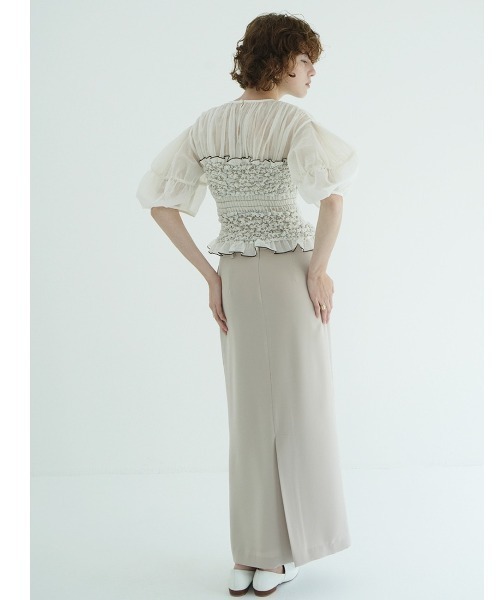 CLANE(クラネ)の「CLANE/クラネ/COLOR STITCHED SHIRRING TOPS(Tシャツ/カットソー・レディース・アイボリー/モスグリーン/ブラック・1)」の12枚目の写真