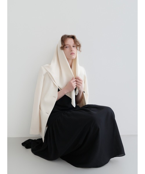 NOWNS（ナウンス）の「Noe | Soft scarf jacket set（ノーカラージャケット・レディース・アイボリー/ブラック・FREE）」の8枚目の写真