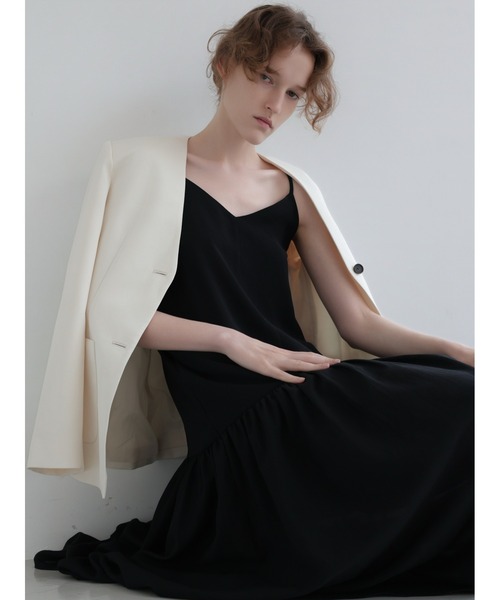 NOWNS（ナウンス）の「Noe | Soft scarf jacket set（ノーカラージャケット・レディース・アイボリー/ブラック・FREE）」の12枚目の写真