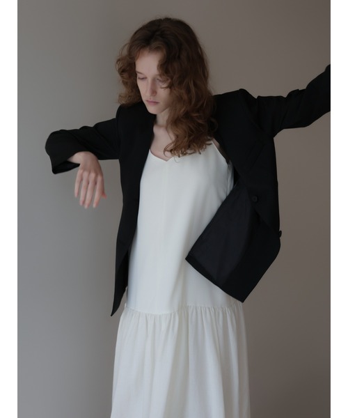 NOWNS（ナウンス）の「Noe | Soft scarf jacket set（ノーカラージャケット・レディース・アイボリー/ブラック・FREE）」の17枚目の写真