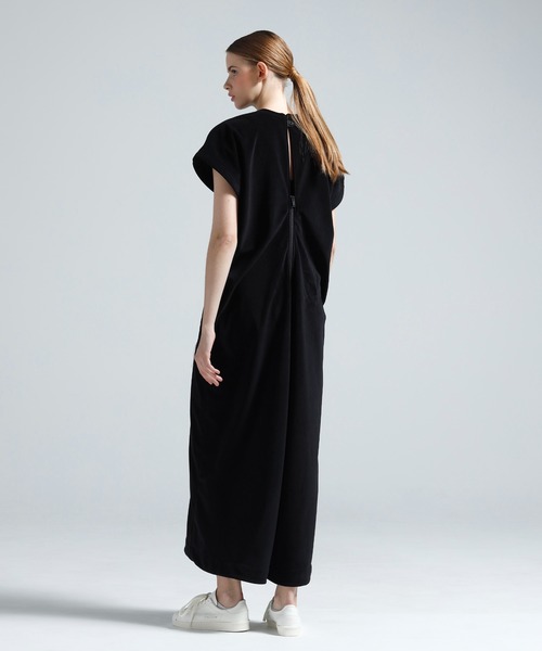 Y-3(ワイスリー)の「Y-3 VELVET CORDUROY JUMPSUIT(ワンピース・レディース・ブラック・XX-SMALL/X-SMALL/SMALL)」の3枚目の写真