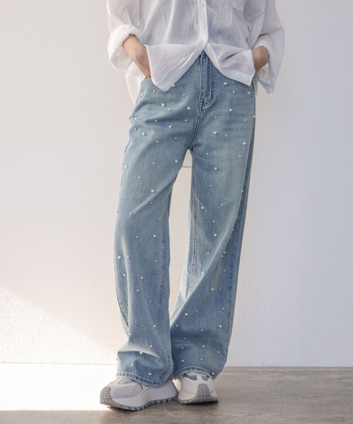 Cepica(セピカ)の「パール付デニムパンツ(デニムパンツ・レディース・ブルー・FREE)」の3枚目の写真