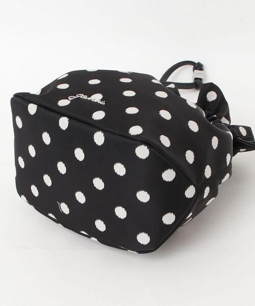 GANNI（ガニー）の「GANNI / ガニー：【レディース】Pouch Printed Nylon：B3010068[ANN]（ハンドバッグ・レディース・ブラック・FREE）」の3枚目の写真