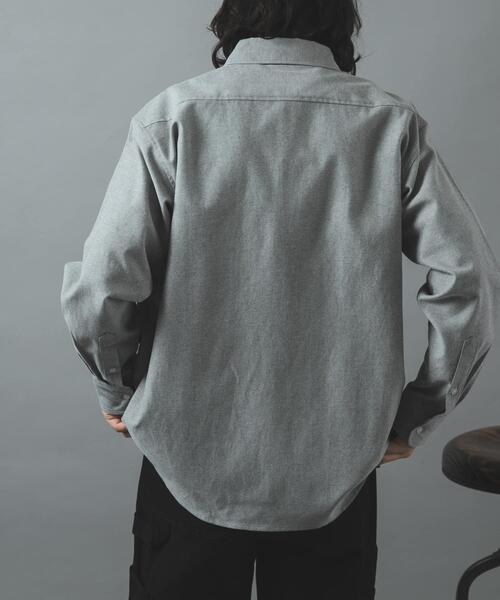 ITEMS URBANRESEARCH(アイテムズ アーバンリサーチ)の「刺繍 オックス レギュラーカラーシャツ(シャツ/ブラウス・メンズ・ブラック/ホワイト/ブルー・MEDIUM/LARGE)」の15枚目の写真