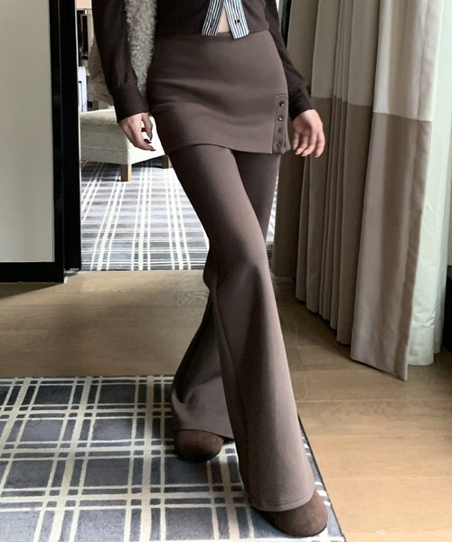 LAC-VERT(ラック・ヴェール)の「スカートレイヤードフレアパンツ(その他パンツ・レディース・ブラック/ブラウン・FREE)」の11枚目の写真