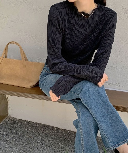 FAVORITO(ファヴォリート)の「ノーカラー長袖TEE(Tシャツ/カットソー・レディース・ブラック/オフホワイト・F)」の12枚目の写真