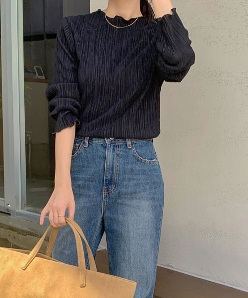 FAVORITO(ファヴォリート)の「ノーカラー長袖TEE(Tシャツ/カットソー・レディース・ブラック/オフホワイト・F)」の9枚目の写真