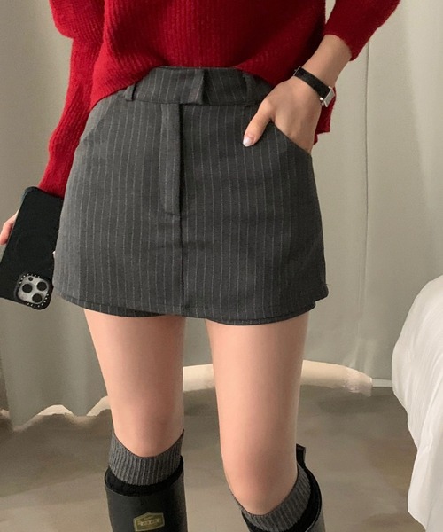 Aelina(エリナ)の「ストライプ柄ハイウエストショートキュロットスカート(その他パンツ・レディース・グレー/ブラック・M/S)」の1枚目の写真